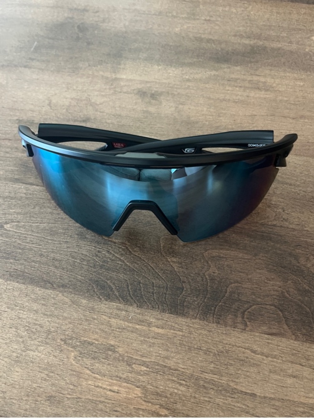 Oakley Spharea OO9403 Black Framed Blue Polarized Lenses W/ Case